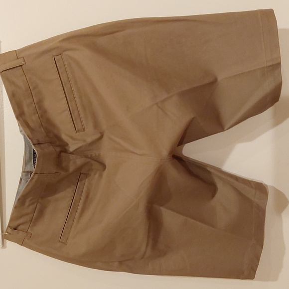 Short - Picture 2 of 4